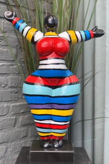 Vajaonica Figura